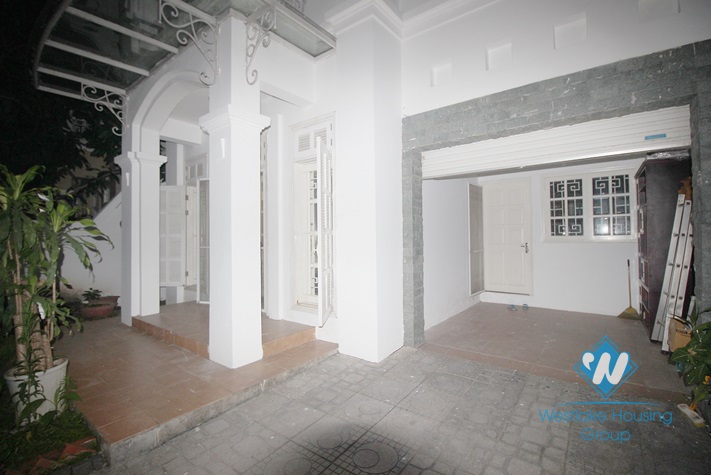 The 4-bedroom fully furnished apartment at Ciputra is located in a quiet area with fresh air